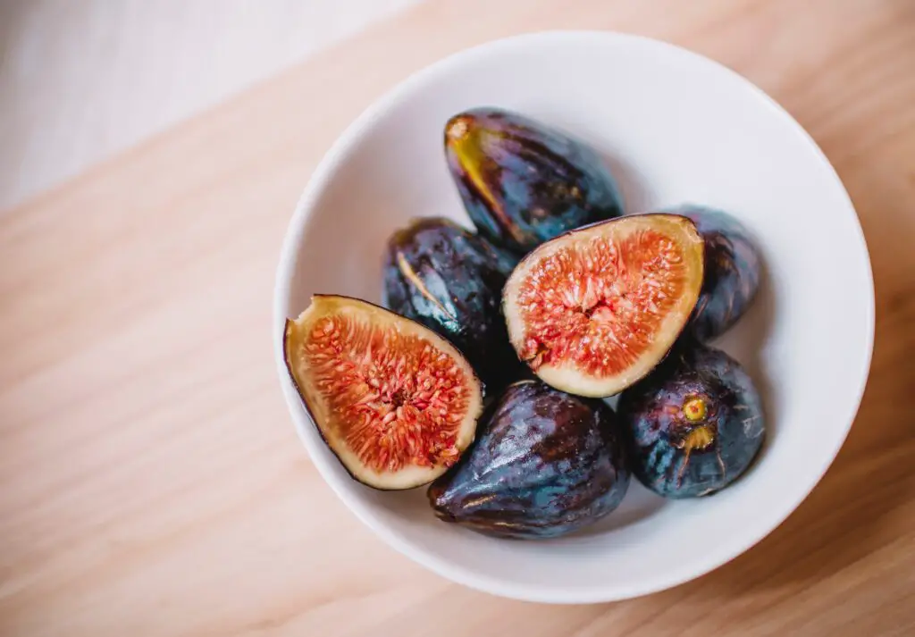 How To Propagate Fig Tree (Ficus Carica) Cuttings - Best Way to Root Fig Tree 2 pexels adrianna calvo 4440458